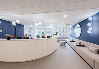 Coworking et bureaux privatifs : espaces de travail flexibles à Anvers, face à la Gare Centrale